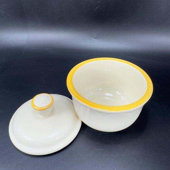 Vintage Franciscan Pottery Sugar Bowl And Creamer Set Ivory With Yellow Edges - Picture 8 of 15